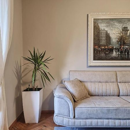 Tirana Center Cozy Apartment Exteriér fotografie